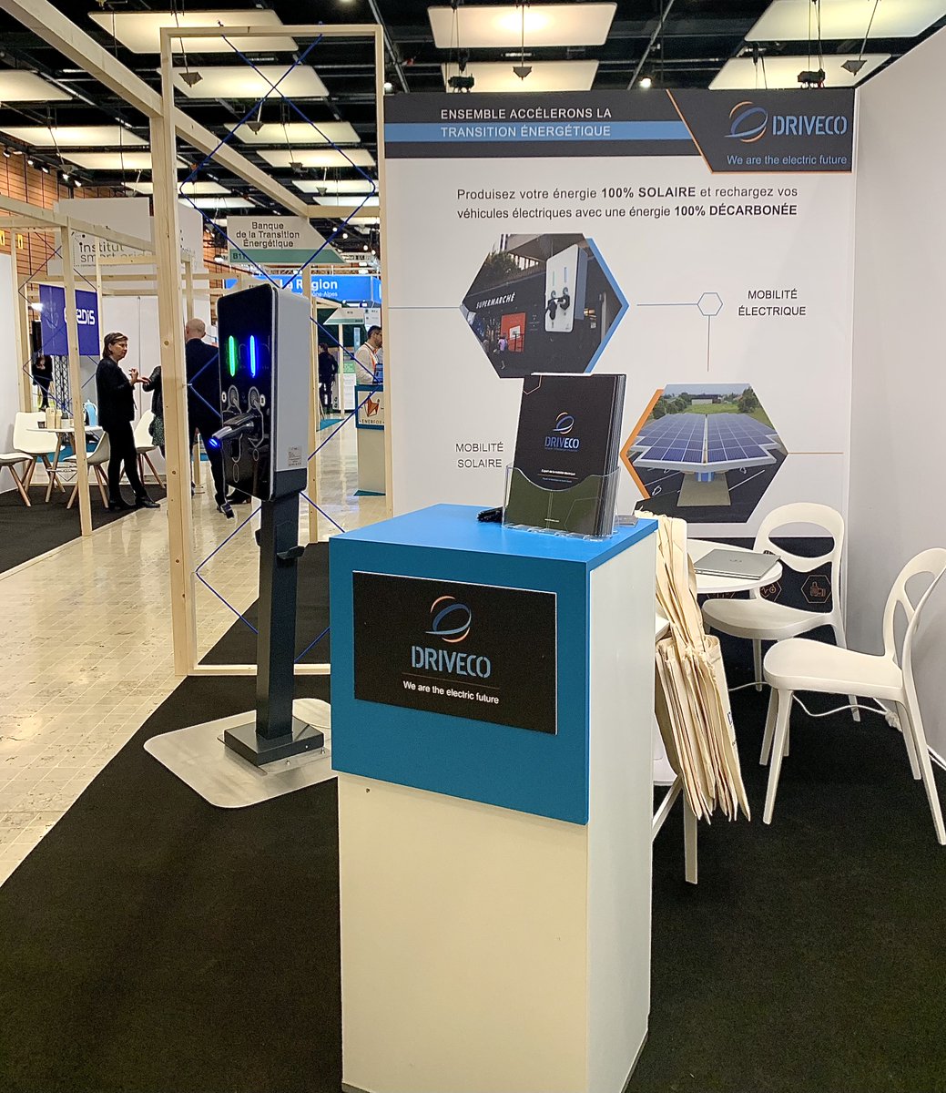 DRIV_ECO's tweet photo. ⚡️Salon du @MIXE_event ⚡️

Ça y est ! Nous sommes en place au salon MIX.E et nous vous attendons au stand B17 ! 📍

Discutons ensemble des enjeux de la #Transitionénergétique, de la #mobilitésolaire ou encore des #bornesderecharge ! 🌿☀️

#event #energy #EnergyTransition https://t.co/9orDPebKJm