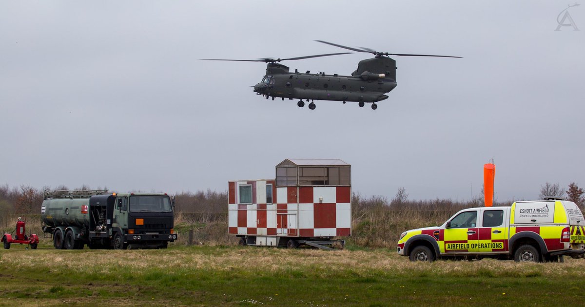 A grey Tuesday afternoon, supporting the <a href="/RoyalAirForce/">Royal Air Force</a>  <a href="/BoeingDefense/">Boeing Defense</a> Vertol Chinook ZD982 from <a href="/RAF_Odiham/">RAF Odiham</a> With Rotors Running Refuel (RRR), whilst on exercise in #Northumberland 

#wokka #chinook #ch47 #RAF #helicopter #wokkawednesday #boeing #avgeek #eshottairfield #jhc