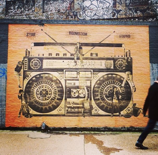 📻 Excited to share our very first Twitter space later today with <a href="/zappbairnft/">Zapp Bair</a> led by <a href="/biscuitsCRYPTO/">Christian</a> &amp; <a href="/ImFrankAnthony/">Frank Anthony</a>!

🕰️ 1pm PST - 4pm EST - 10pm GMT+2

🗣️ We'll try to explain our views on why #StreetArtNFT is the next big thing!

Stay tuned 😉