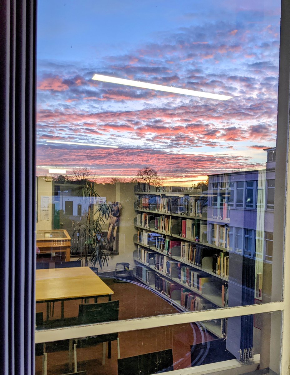 BristolUniLib's tweet photo. The Veterinary Sciences Library will be closed for the Easter weekend,15 to 19 April, reopening Wednesday 20 April. Meanwhile, enjoy a sensational Somerset sunset from your lovely Langford library.📷credit Jack Davy #sunset #reflections #photography #somerset https://t.co/tkjJ4Hf6Ji