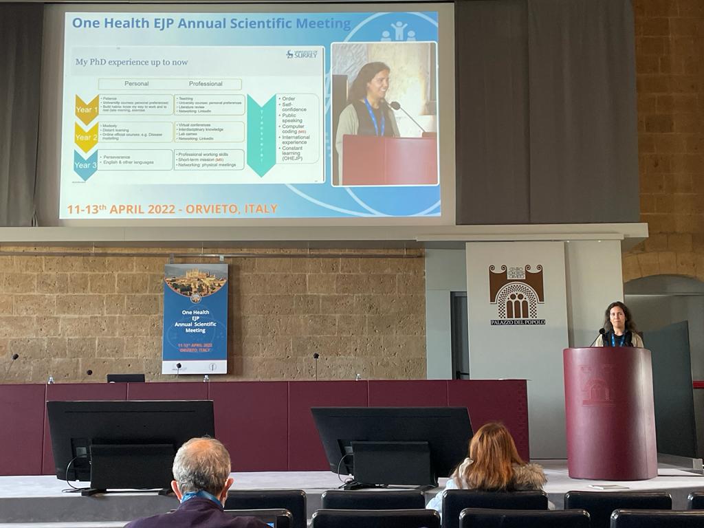 Prada Modelling Lab tweet media