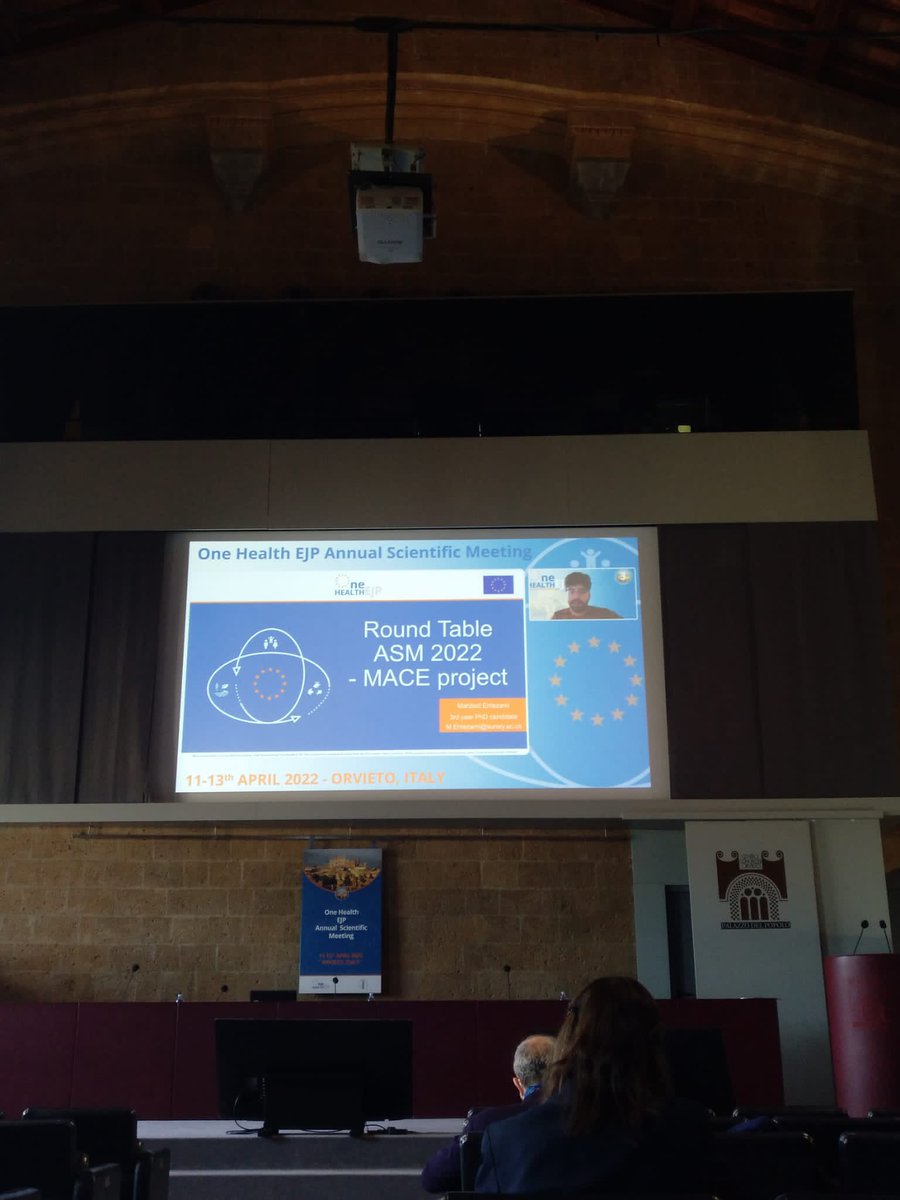 Our 2 #PhDstudent <a href="/Lauracris_7/">Laura González</a> <a href="/EntezamiMahbod/">Mahbod Entezami</a> just finished their round table talks on their learning experiences, and policy impact of their projects at the <a href="/OneHealthEJP/">One Health EJP</a> ASM 2022.