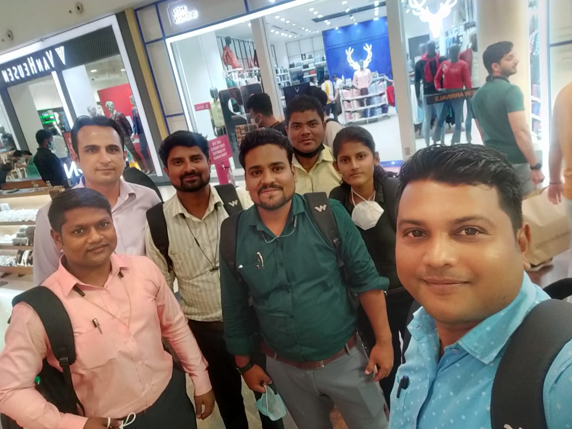 Nitin66768120's tweet photo. #lifeatsentiss
#amchimumbai
#sanjaysharma
#vinodmishra
#ajayvishwakrma
#Ramunirmal https://t.co/dg095XQMpe