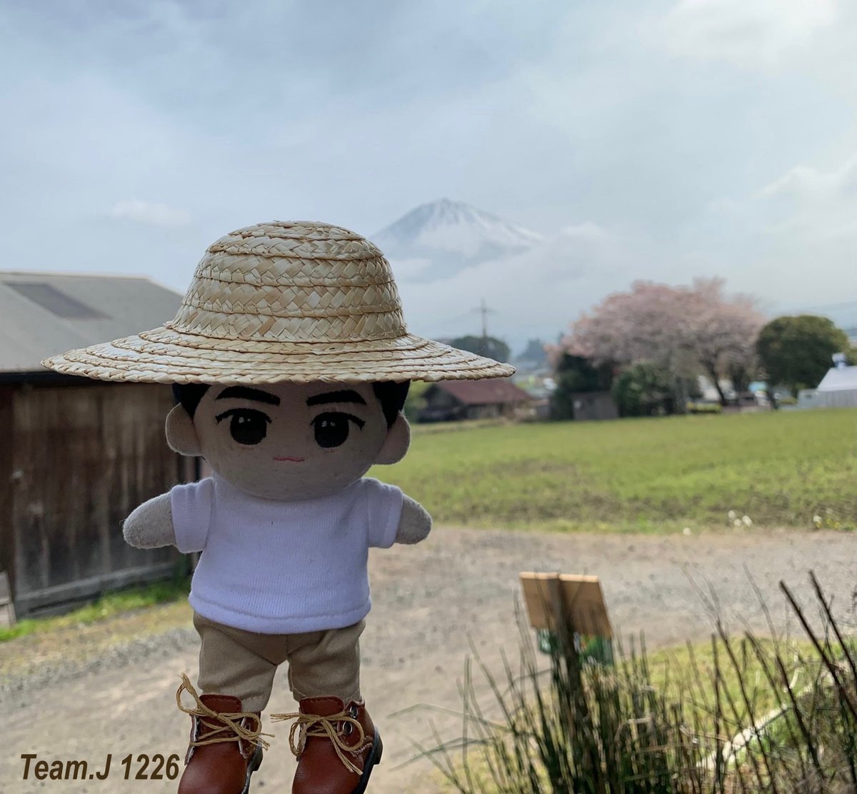 日本五大桜🌸
狩宿の下馬ザクラにて(富士宮) #富士山 #MountFuji #チョ・ジョンソク #チョジョンソク #조정석 #chojungseok #jojungsuk #曹政奭 #익쮸니 #ikjoondool