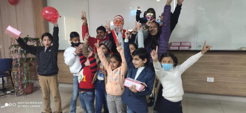 admicrobio's tweet photo. #lifeatsentiss
Children's day celebration https://t.co/KjcwInMl7Z