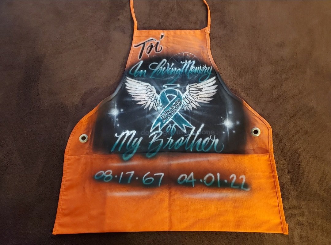 ToiLewis10's tweet photo. In honor of my Brother I had this Home Depot apron airbrush painted.  He passed away of Liver Cancer on April 1, 2022. https://t.co/wMEjygqRir