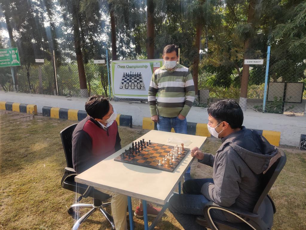 admicrobio's tweet photo. #lifeatsentiss
Chess Tournament https://t.co/zxLC9CbB7v