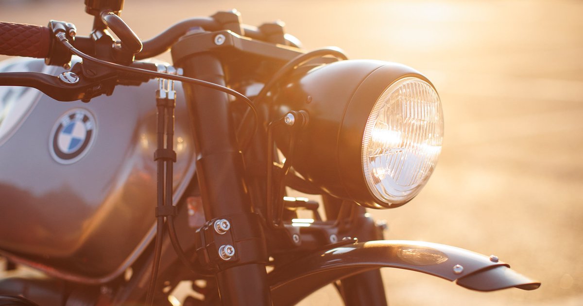 #CRD131 is here and its time to hit the road has come.
Don't miss the premiere of this BMW R100 RS on April 20th at 17:00 CET.

caferacerdreams.es/en/blog/premie…

#caferacerdreams #BMWcaferacer #caferacer #welovewhatwedo #shippingworldwide✈️🌎