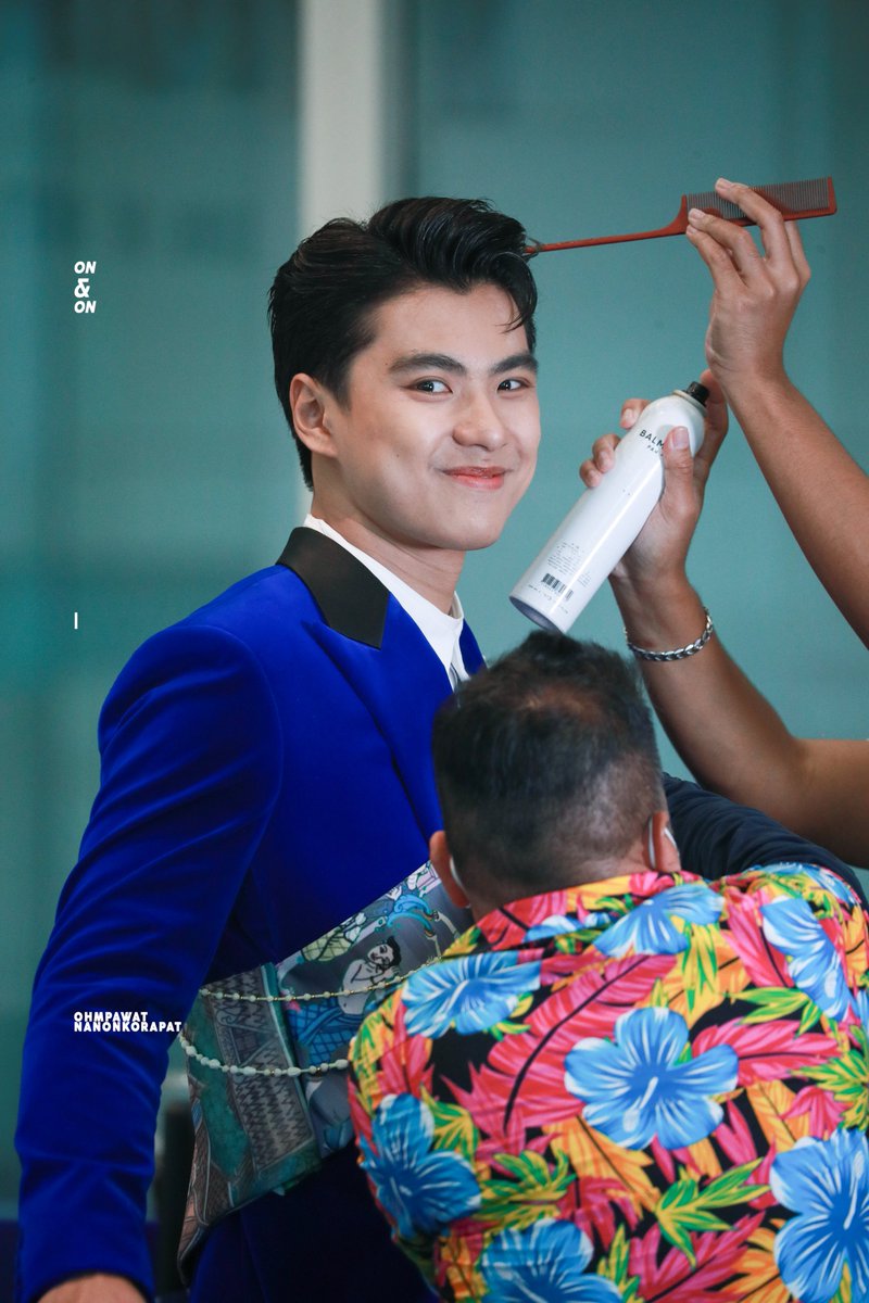 OnAndOn_ON's tweet photo. 130422 #FANTASTICFUNOFSONGKRANDAY
#SongkranKingPowerRangnam2022 #ohmpawat

สู้ๆค่าพะวัด 👍🏻☺️ https://t.co/dXH6meZcWm