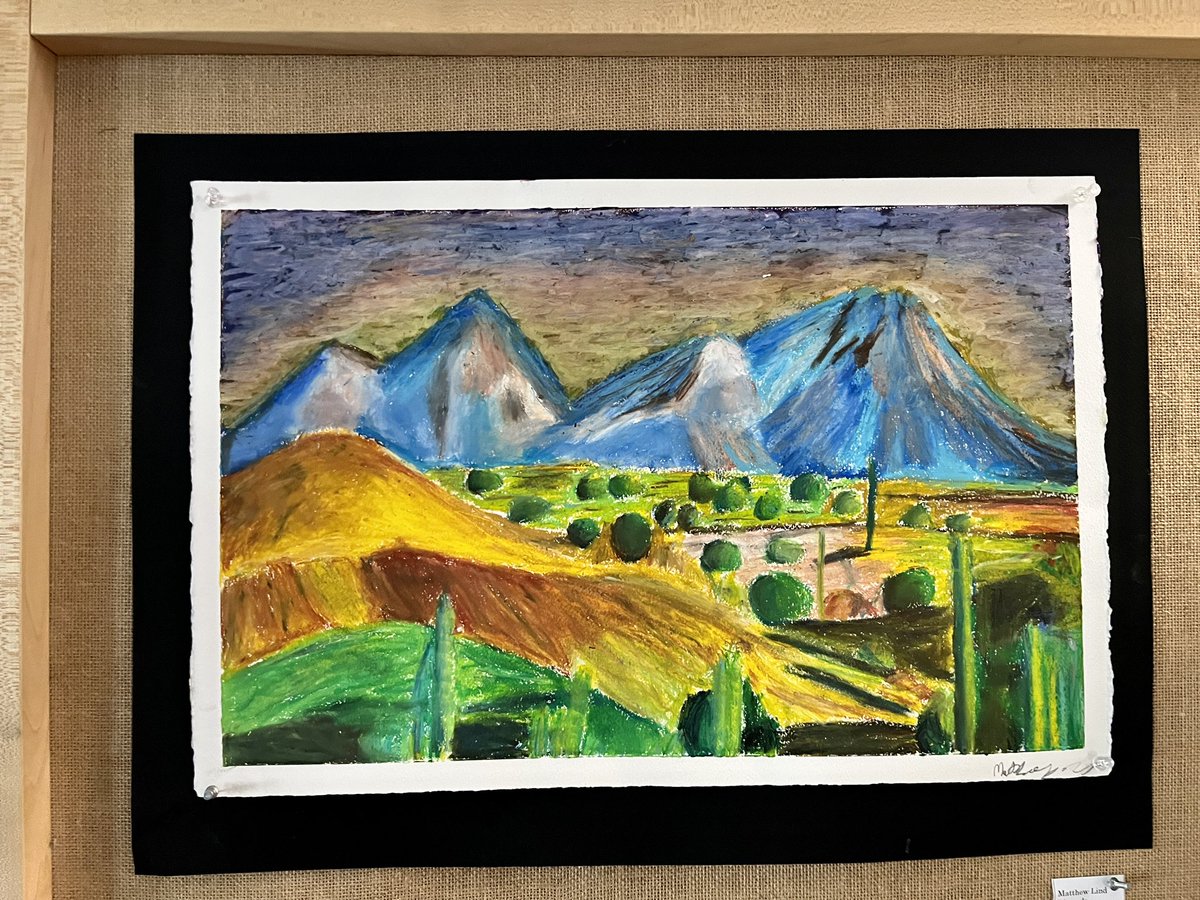 These 8th graders did an amazing job transitioning from landscape drawings to oil pastels!
@GilmanSchool @MDartED @mdartscouncil 

#oilpastel #landscapes #oilpastellandscape #arteducator #arteducation #arted #middleschool #middleschoolartlessons #middleschoolart
