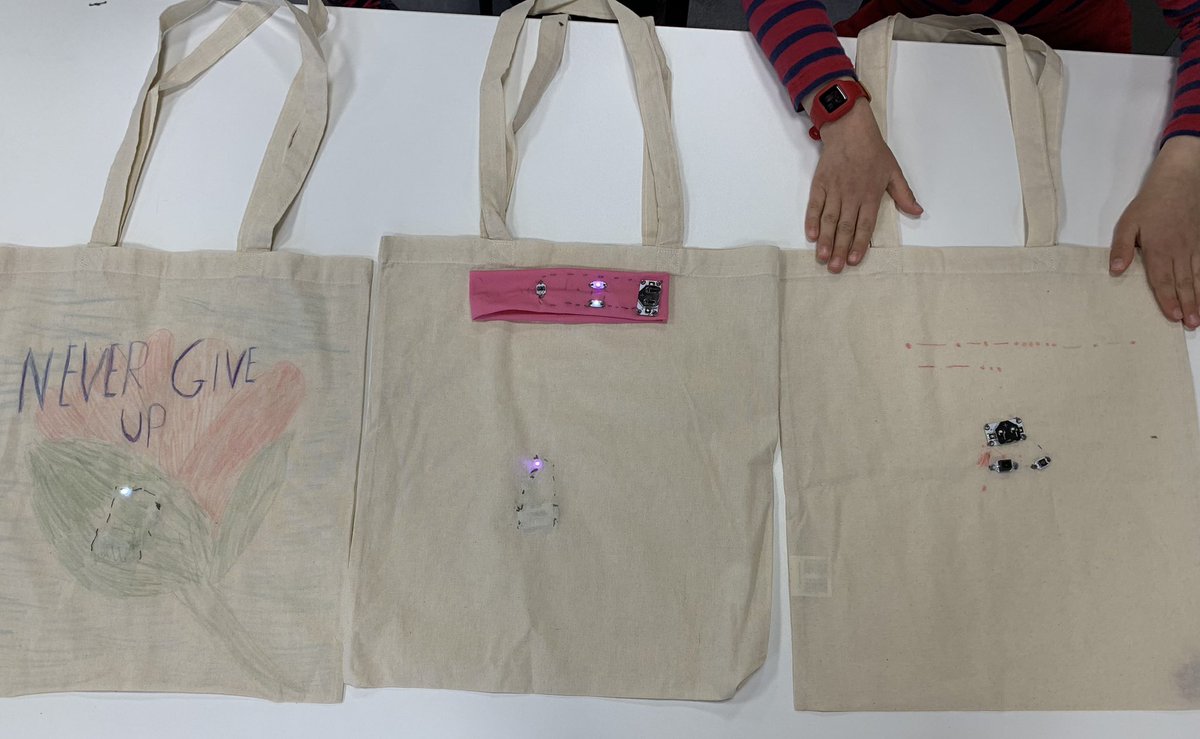 ZaibaaZP's tweet photo. Myself &amp; @anasimtiaz delivered a workshop about wearable tech to children aged 3-12 at @InventionRooms!

They designed clothing to help in an emergency, like a morse code bag and a headband with lights! 

#STEMeducation #ImperialCollegeLondon #WearableTech #Wearables https://t.co/quGOsdbXDH