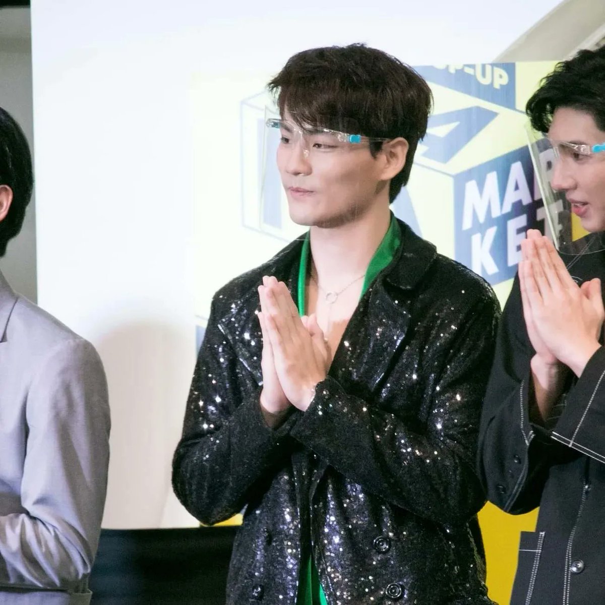 ingtanathon's tweet photo. ขอบคุณทุกกำลังใจคับ :) https://t.co/XoWWnm6KqC