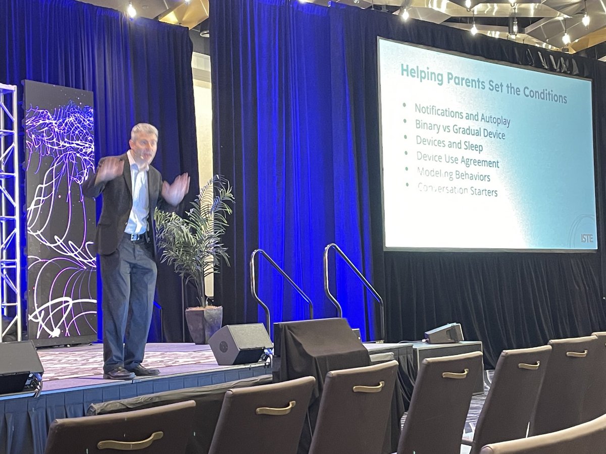 CoSN's tweet photo. #CoSN2022: Kids’ digital health does not turn off when they enter school. Parents need help to set conditions for digital health⁩ #DigitallyHealtyKids ⁦@RCulatta⁩ ⁦@iste⁩ ⁦@keithkrueger⁩ https://t.co/JJDt6HyN7k