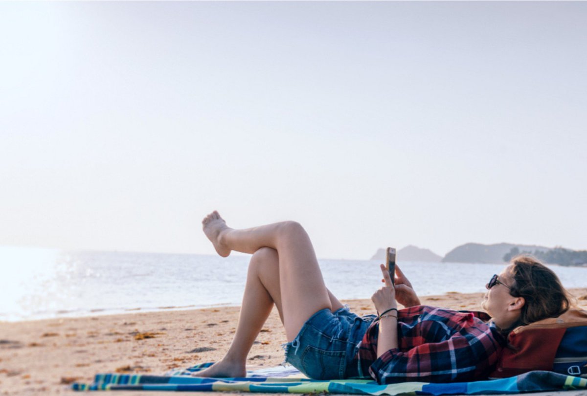 Guess what? According to our data 🤓, this weekend is one of the cheapest to travel all year, AND we're doubling down with an additional 12% off in the app! Book by 4/15 and save on EVERY Hot Rate® Hotel using code TAP12APP during our Tap That App Sale.