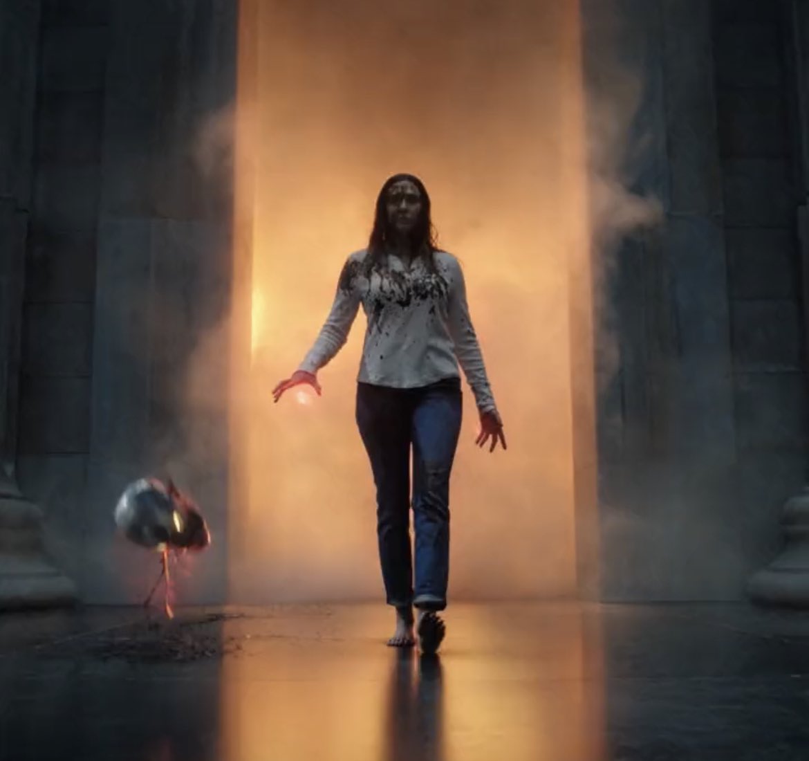 thinkerwanda's tweet photo. i love it when wanda maximoff https://t.co/7gs7hxC4Pl