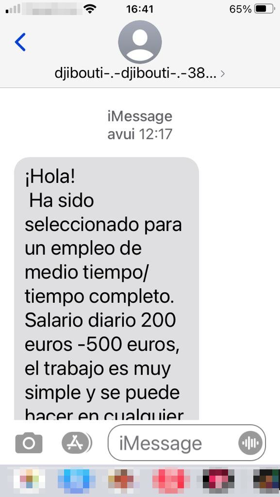 Los intentos de #estafa a través de dispositivos móviles están en curva ascendente. En este caso un #sms que te hace un oferta de trabajo para que respondas por #WhatsApp 
👇
