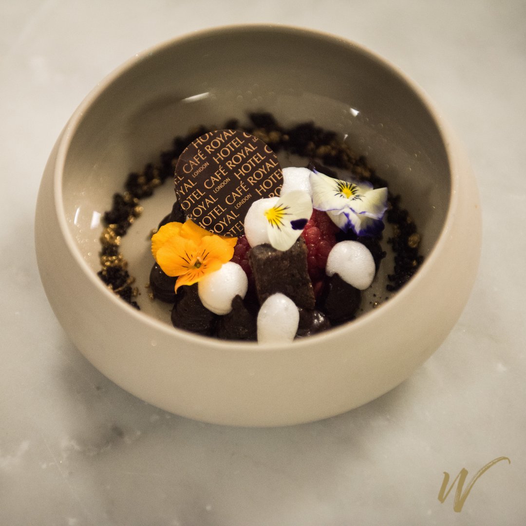 This time of year makes us think about chocolate

What’s your preference? Dark, milk or white?

#exceptionalexperiences