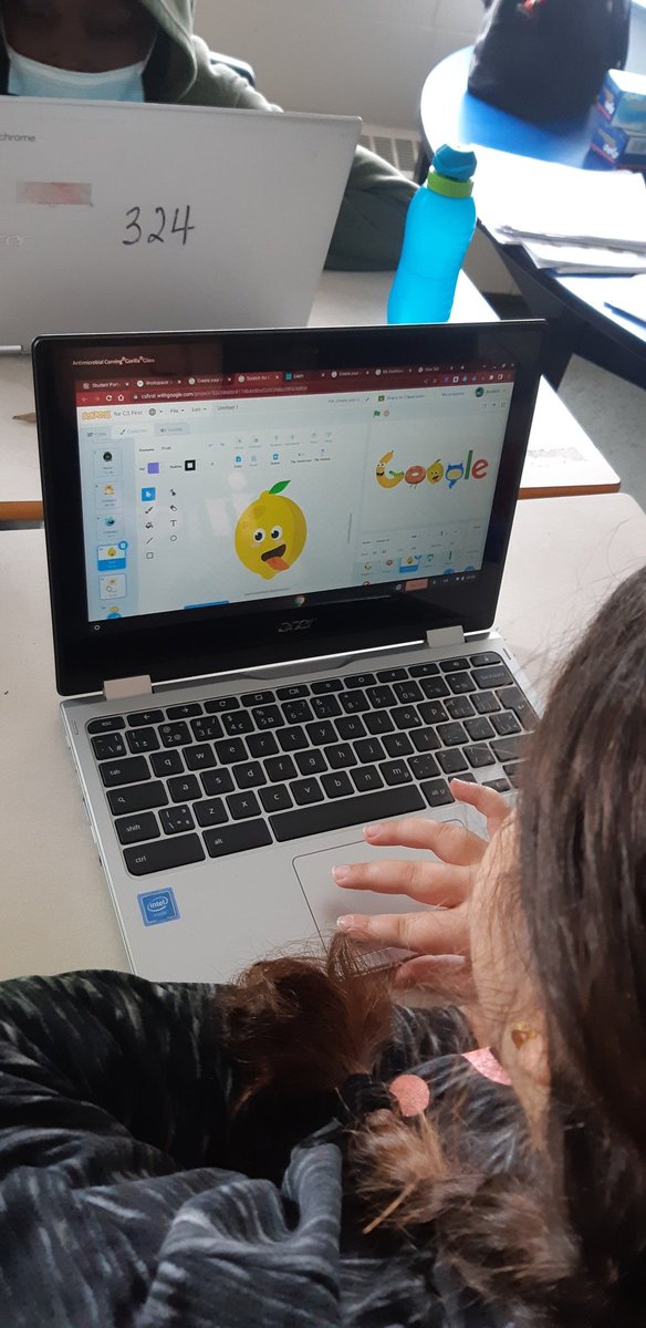 Daniella Awad tweet media