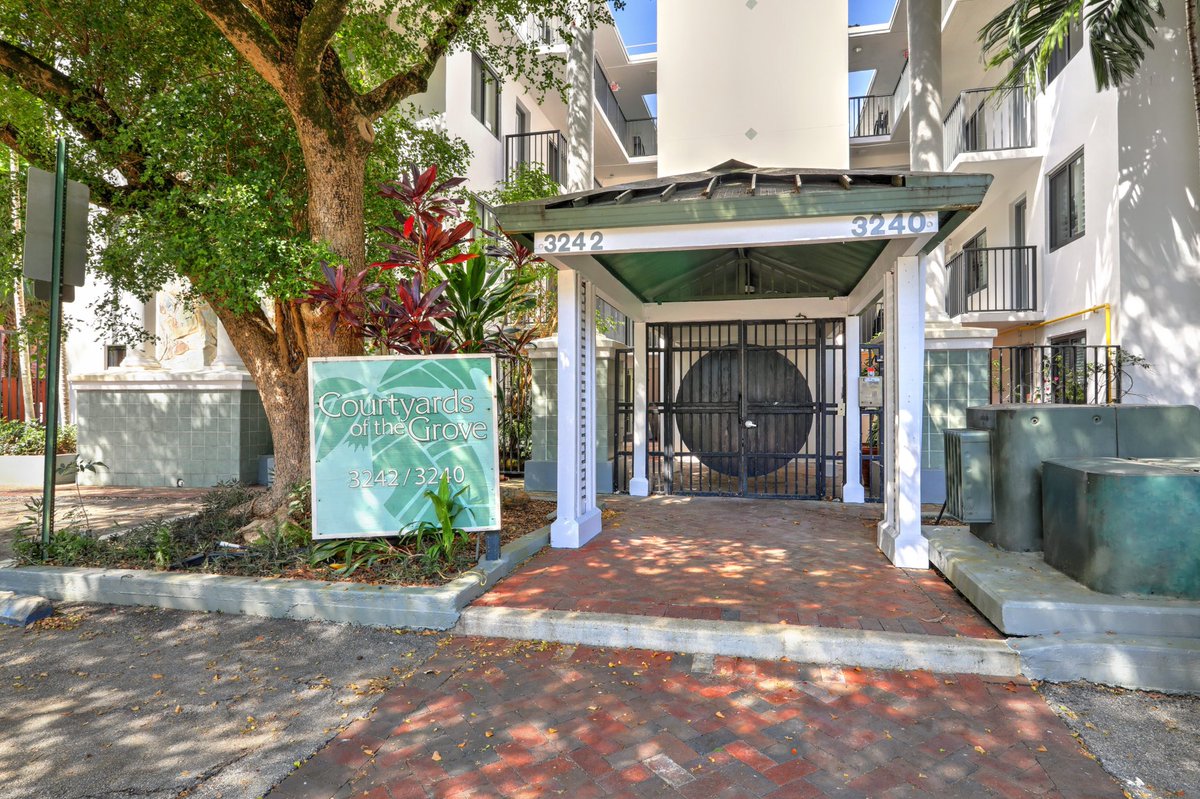 GravityRealty's tweet photo. You cannot get much closer to the center of Coconut Grove unless you live in Cocowalk!

3240 Mary Street, Suite S-208 | $270,000 | 2 Bed, 1 Bath | $403.69 HOA Fee + $220.52 Assessment | Cash Buyers Only | Open House on Saturday, April 16 from 11 am - 1 pm | Please DM to RSVP! https://t.co/1Bzcp7JpO5