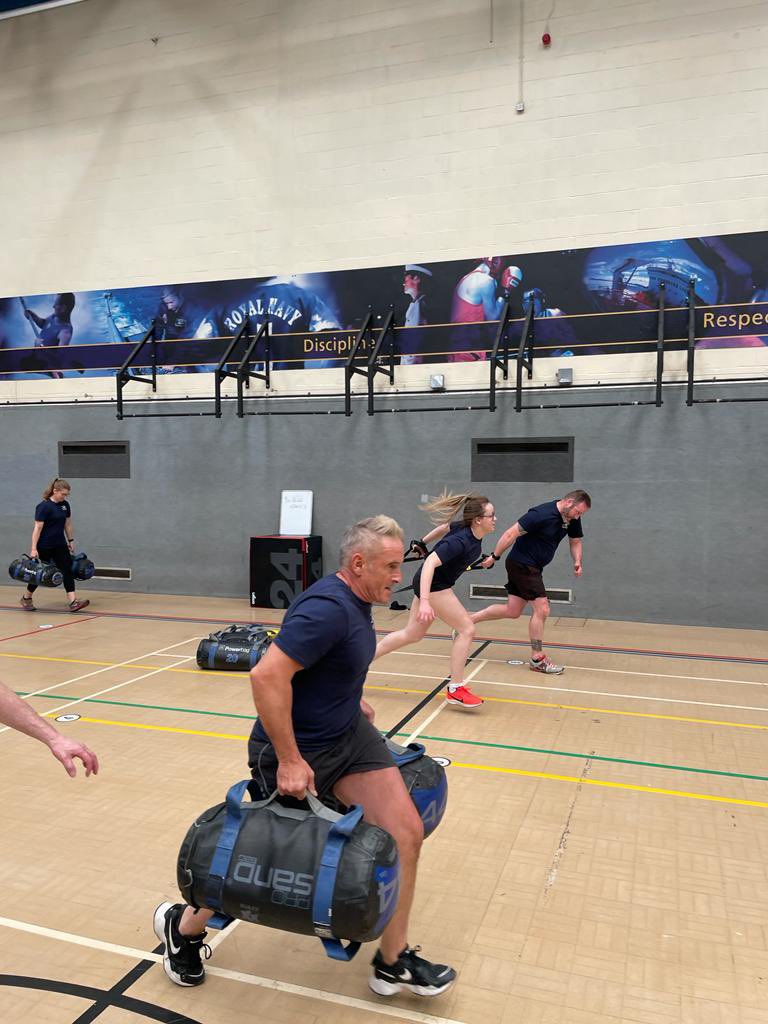 MRFGCrew's tweet photo. Welcome to the new MRFG Twitter account. Follow us to see our training progression over the next few months in the lead up to the 2022
#FieldGun competition.
#RoyalNavy #RNRMC #ByYourSide #CrewRN @RNReserve @RNRMC https://t.co/wZjBZ2ekqM
