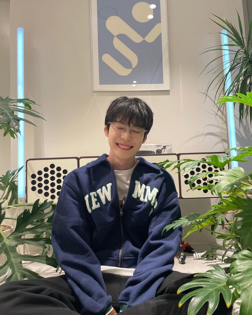 도영 @.@ tweet media