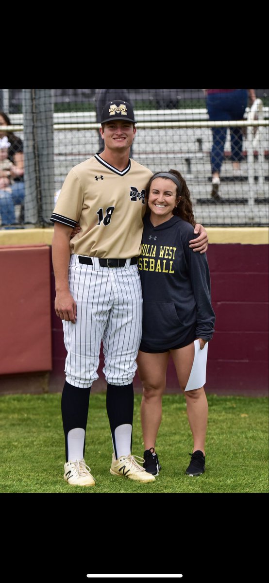 Thank you <a href="/Wade_Nobles/">Wade Nobles</a> for inviting me to teacher appreciation night! I’m proud to be your athletic trainer &amp; can’t wait to see all you accomplish!