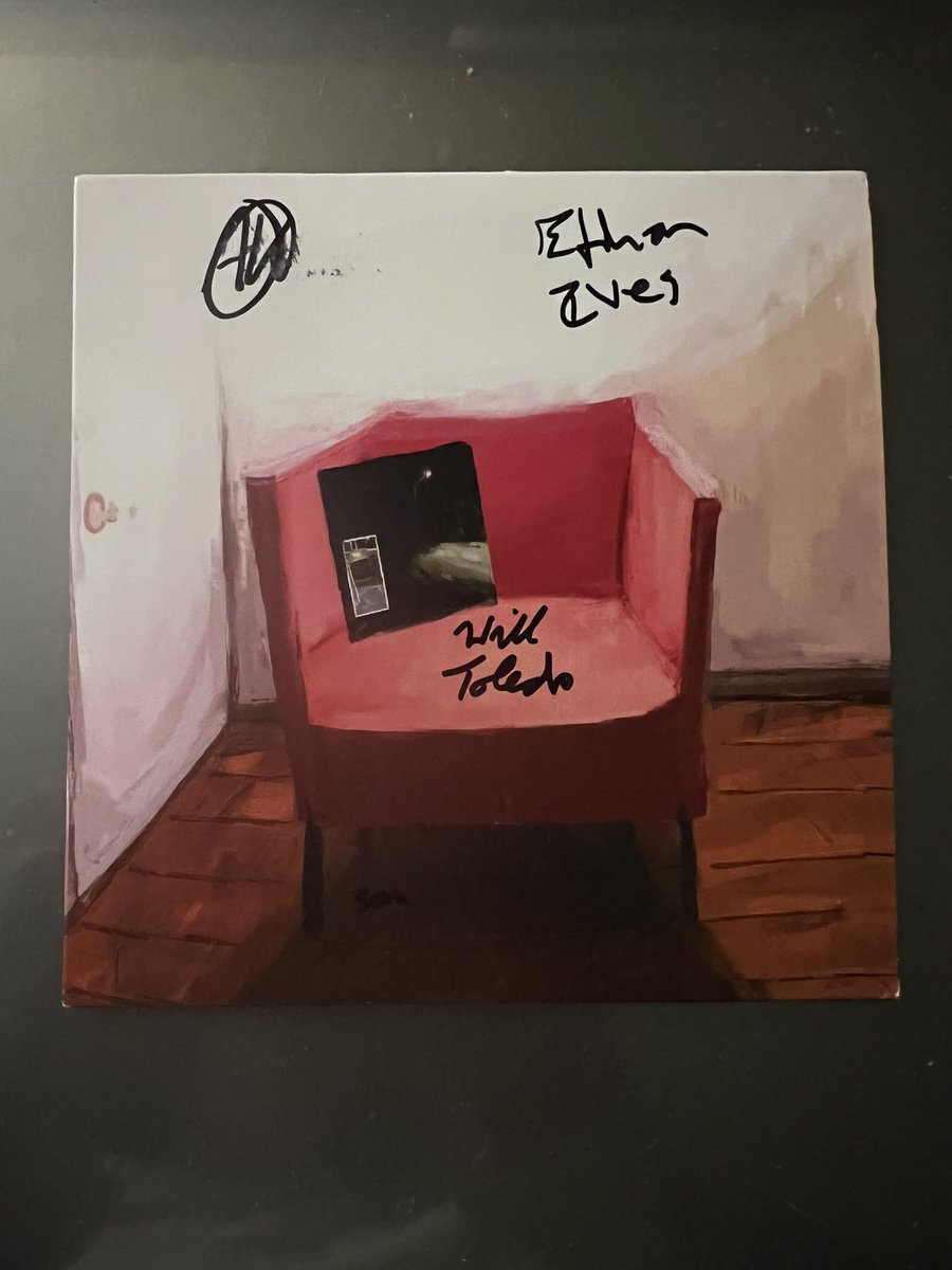 Thinking of doing a little giveaway— got a lil signed CD here waiting for its new home!! Follow &amp; RT for a chance to win. Winner will be contacted on April 19th.