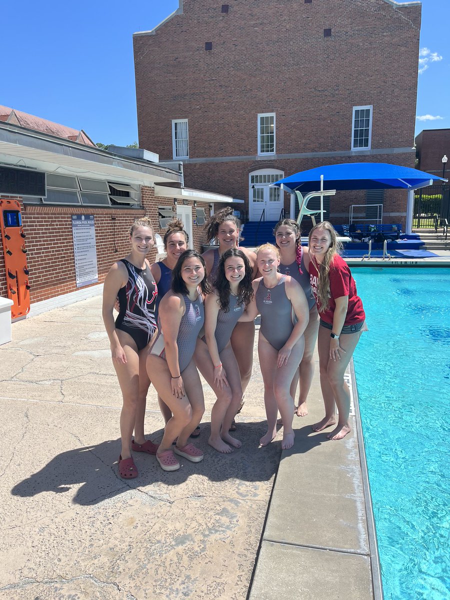 herseygirlspolo's tweet photo. Claire Lutz (class of 2019) had an awesome weekend playing waterpolo with her Alabama club team at the University of Florida! She repped her high school numbers 1&7! We love to see our girls still playing!🤽🏽♀️💪🏼🧡 @HerseyHuskies @Matuszewski214 @Dion_JTsports #GirlBoss #lovepolo https://t.co/6cxBQsmjga