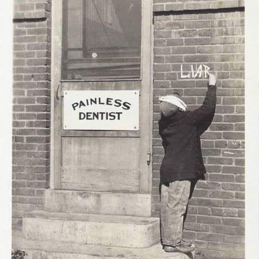 AgenceApiawer's tweet image. Old style bad review 🙂