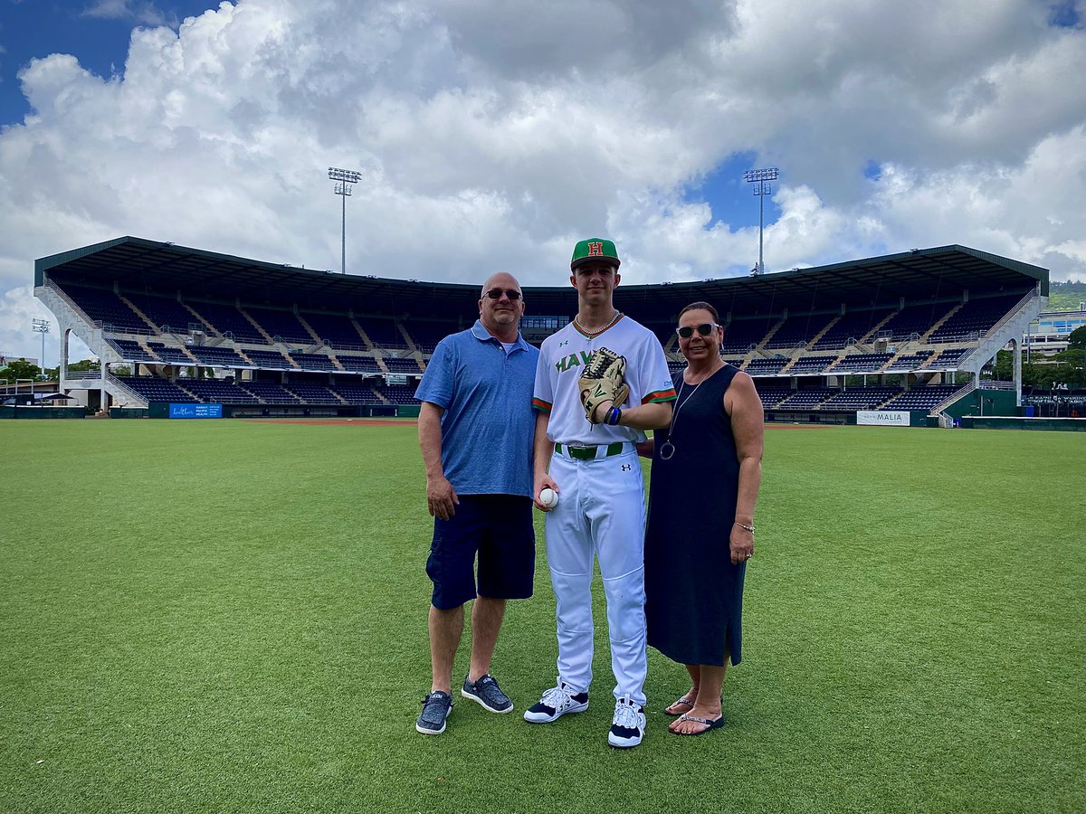 I’m extremely excited to announce my commitment to the University of Hawaii to further my academic and athletic career. I would like to thank my family, coaches, and teammates for helping me through this journey. Go Bows! 🤙🏻🌈 <a href="/BaseballMuskego/">Muskego HS Baseball</a> <a href="/hittersbaseba11/">Hitters Baseball</a> <a href="/HawaiianScout/">Dan Cox</a>