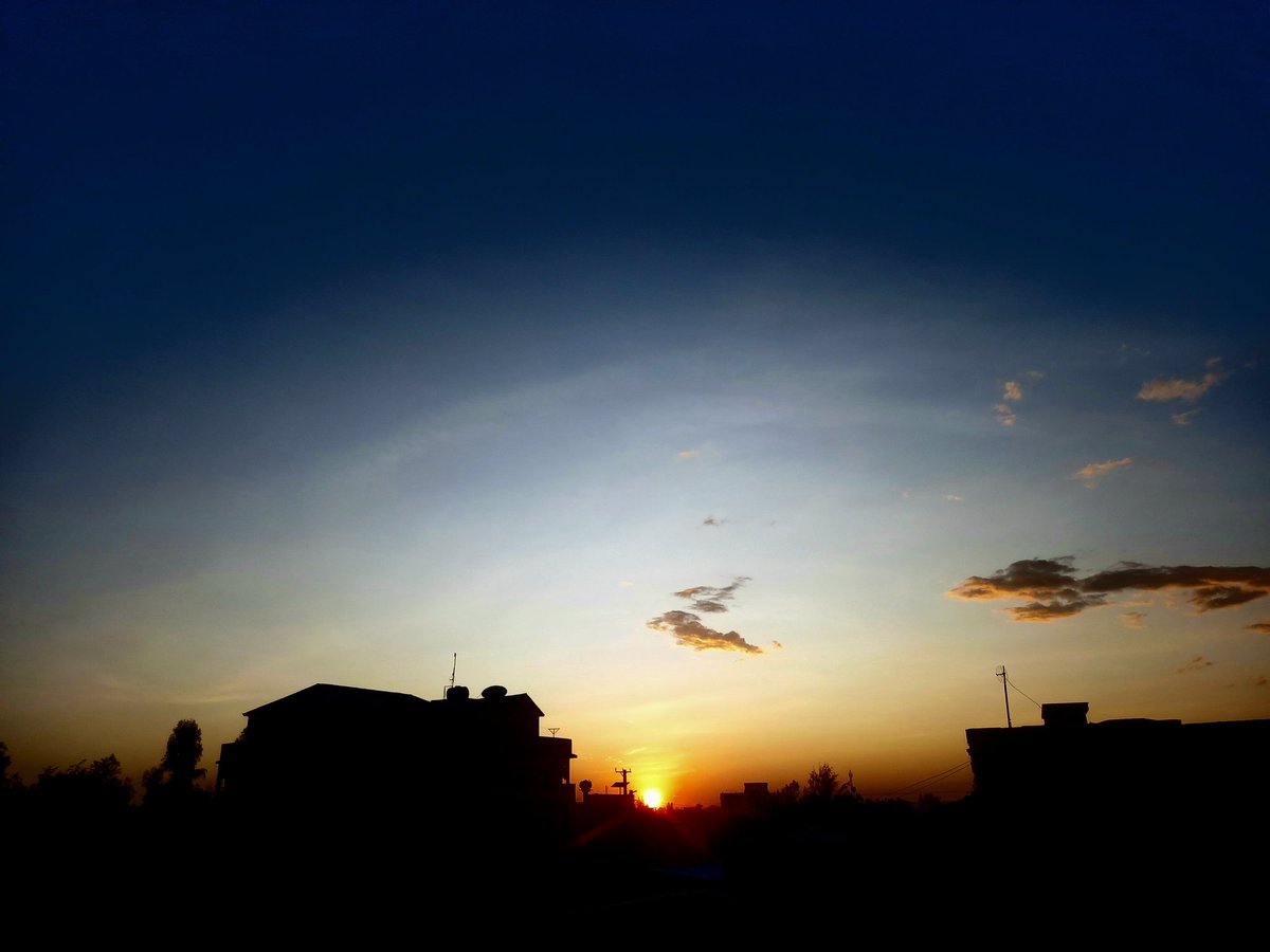 F__Abdalla's tweet photo. af-fur wanagsan
sunset 🌞
#beledweyne https://t.co/WM9M97rqFg