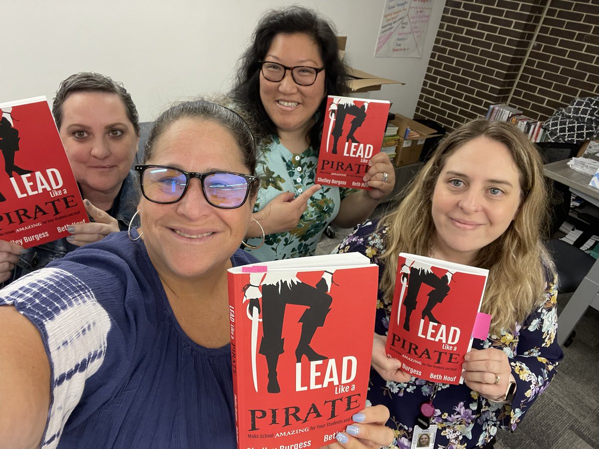 Kelly Kaplan tweet media