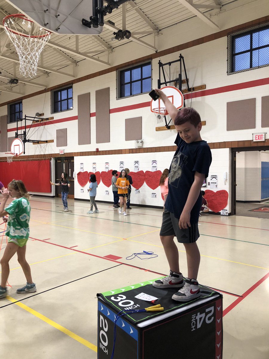 MrsGrossoPE's tweet photo. Are you a jump rope ninja 2022 !!! Love to learn #engaged @CarpenterD64 https://t.co/rMrCf47zfV