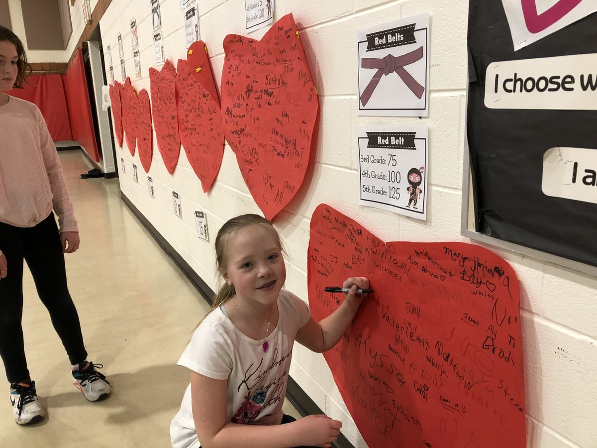 MrsGrossoPE's tweet photo. Are you a jump rope ninja 2022 !!! Love to learn #engaged @CarpenterD64 https://t.co/rMrCf47zfV
