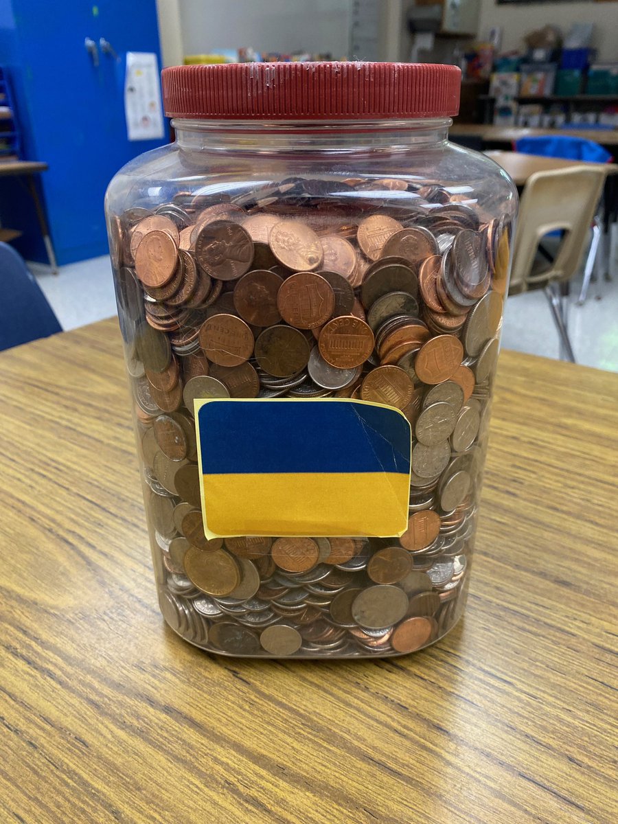 DutchNeckWWP's tweet photo. The DN dragons raised $5572 to help Ukrainian refugees! Special thanks to Mrs. Baldrey, Ms. Nodong and many other teachers for helping make this amazing donation possible 💙💚🇺🇦 #kidshelpingkids https://t.co/5xKhv1t3Zu