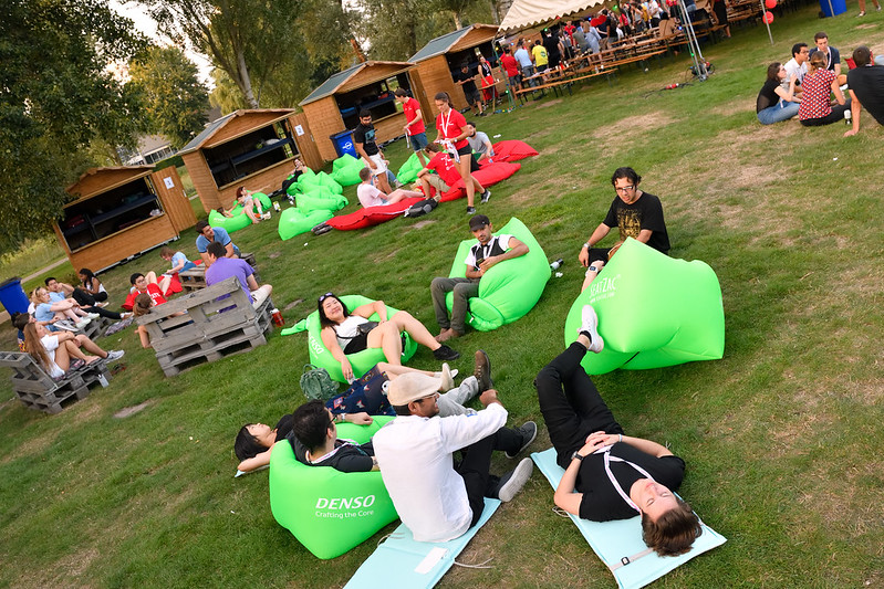 A throwback of SensUs 2019 to give you a little sneak peek of the camping. Hope to see you all in Eindhoven in September! 🙌🤩