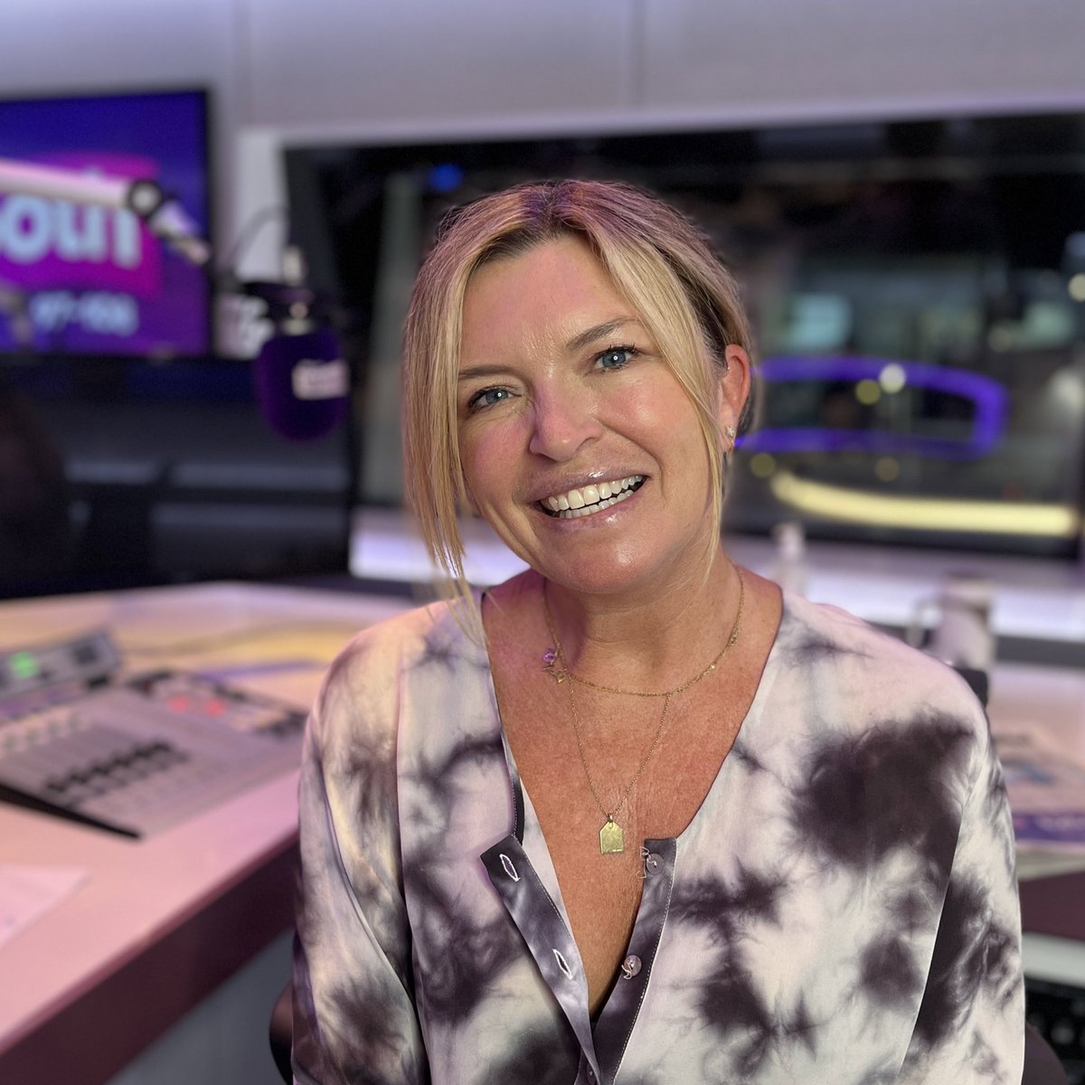 Add a relaxing soundtrack to your lunch break with @TinaHobley this Wednesday! Listen now on @GlobalPlayer 🎶
