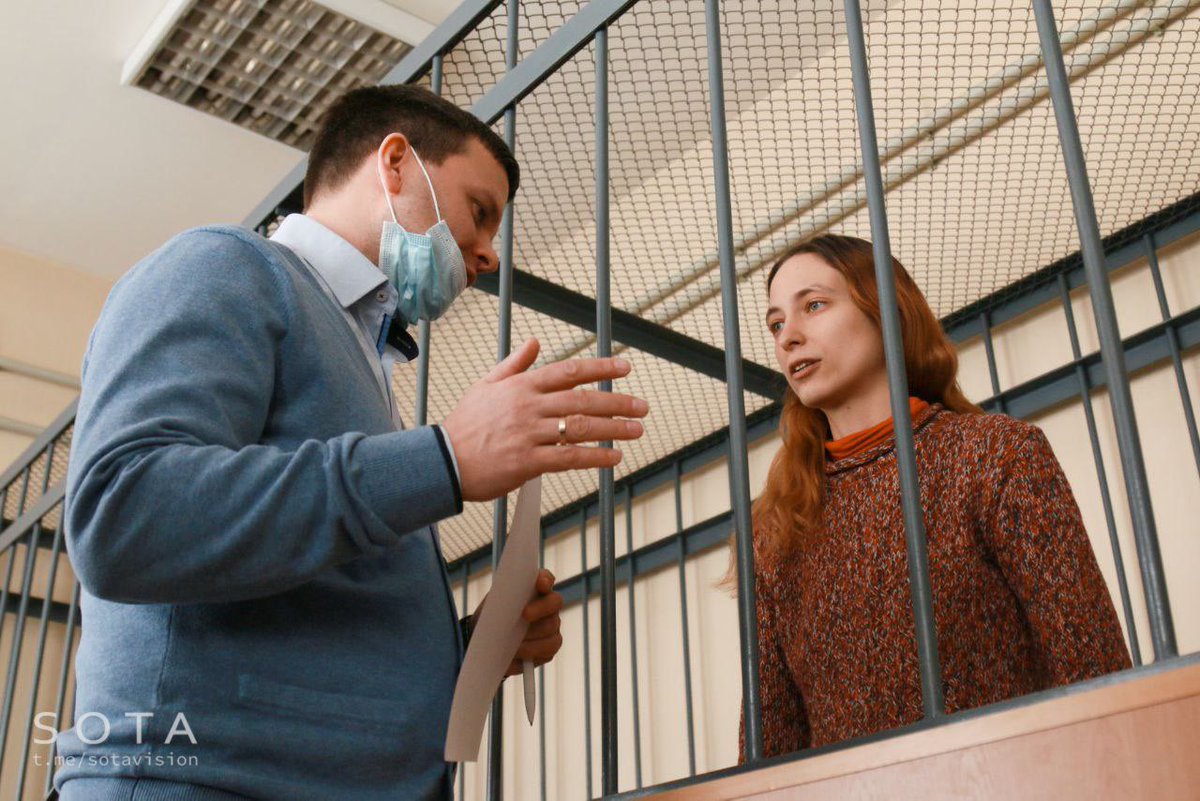 This girl's name is Sasha. She is a musician from St.Petersburg.
She replaced price tags in supermarkets with antiwar leaflets such as ‘love is stronger than war’, and ‘violence is never a solution’.
Today Russian court has sent her to jail. She faces up to 15 years in prison.