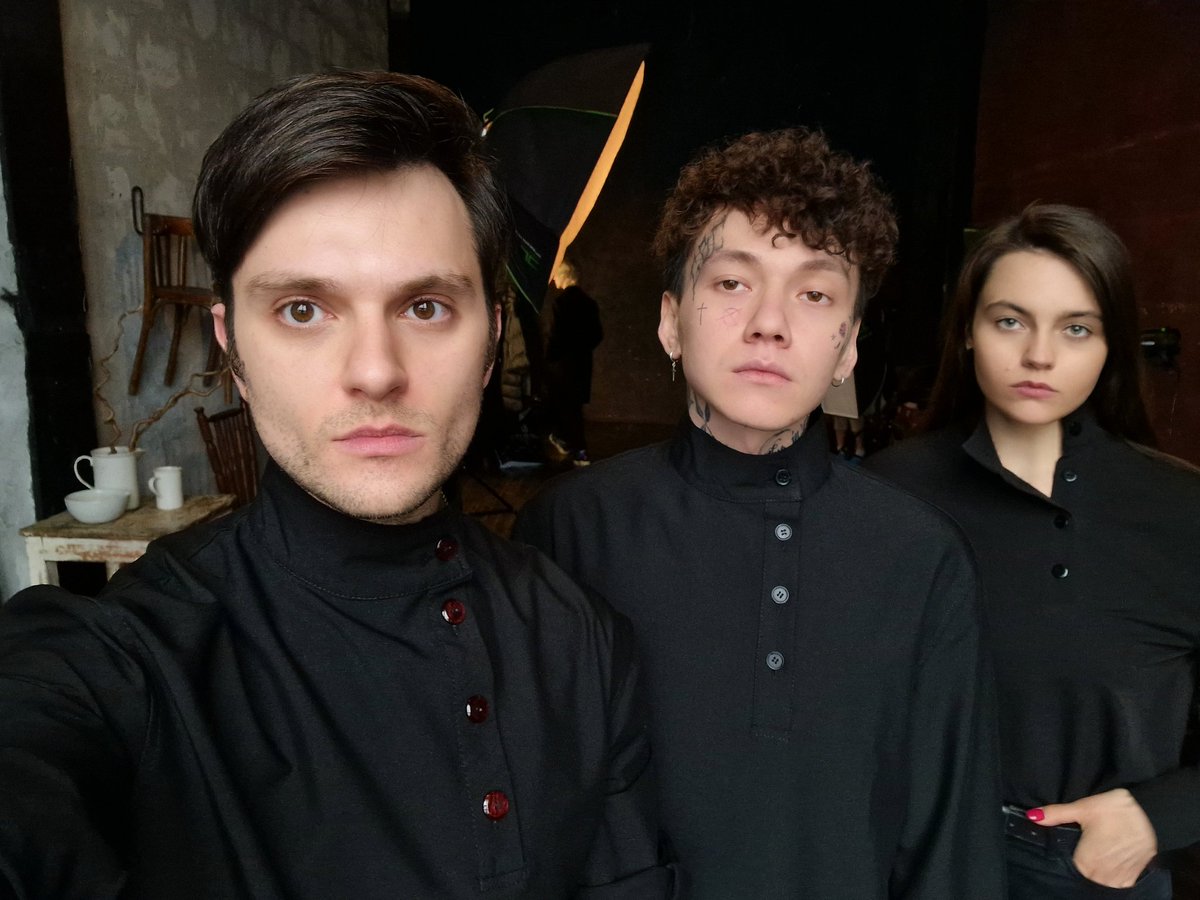 готовим новый контент 🖤🖤🖤