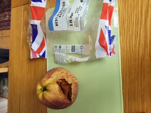 MiniPrintVint's tweet photo. @sainsburys I bought this today. Just glad I didn't take a bite!     #snowwhite #apple https://t.co/2lEesyo71t
