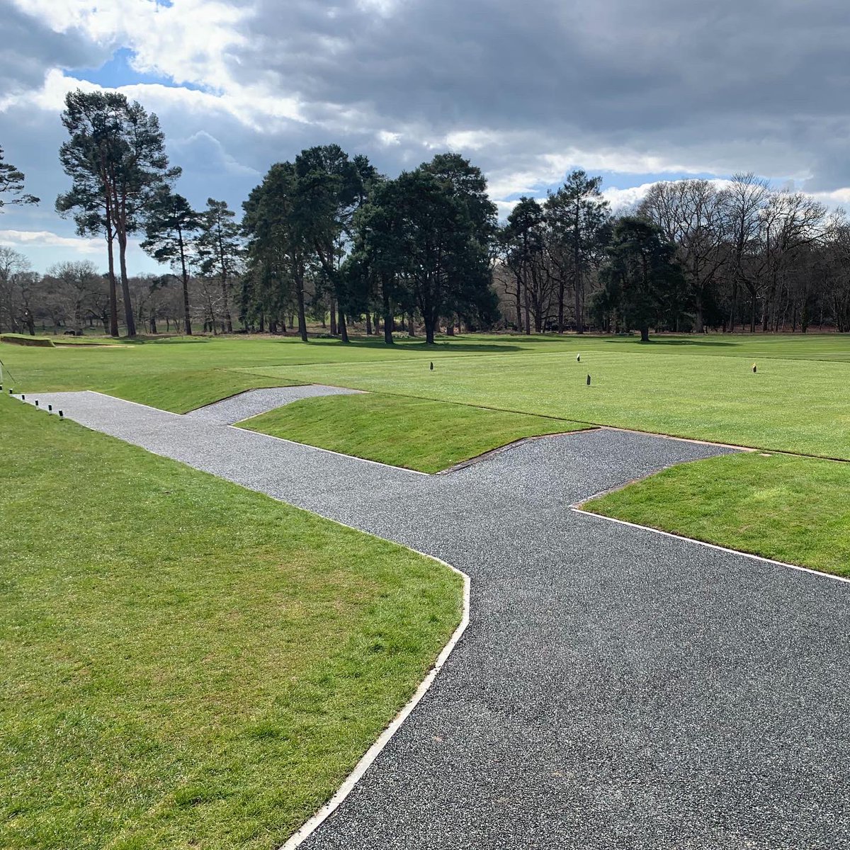 A fantastic new improvement to the course, now open. The first tee has been raised with some great bordered edging, along with a brand new path. Fantastic work and many thanks to the team for putting it together!