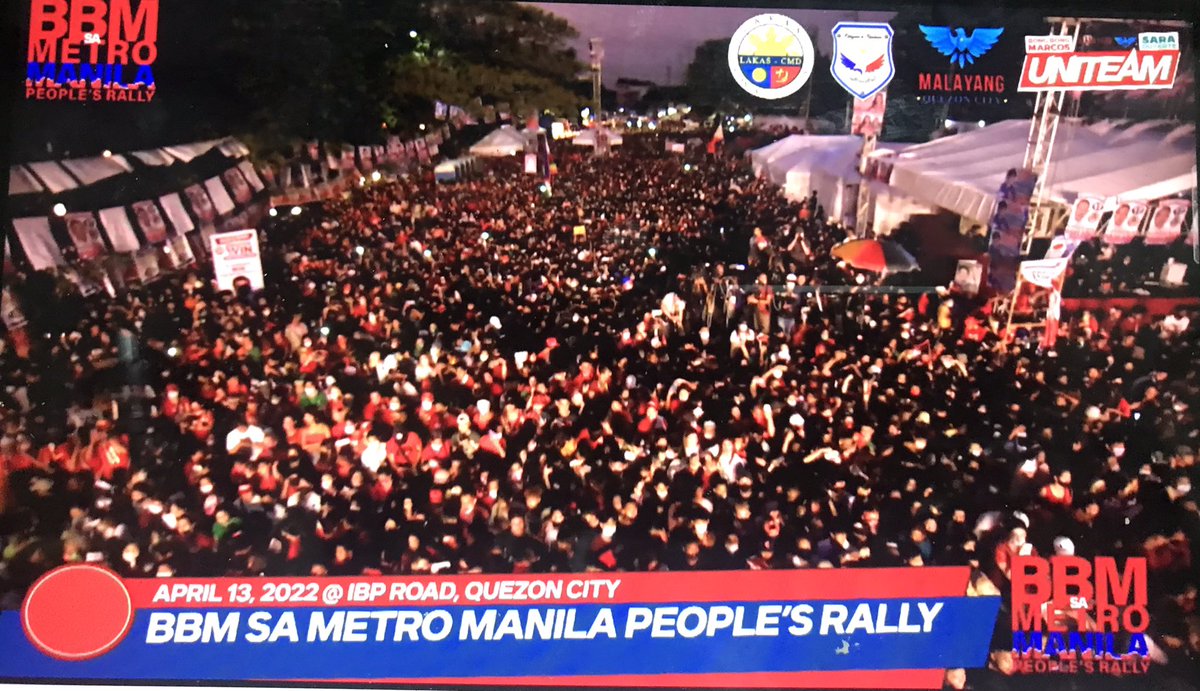 inquirerdotnet's tweet photo. LOOK: As of 7 pm, when Ferdinand Marcos Jr. addressed the crowd, Quezon City police estimated 12,500 people along IBP Road for BBM People’s Rally. 📷: QC Malaya Mike Defensor Winnie Castelo FB page #VotePH | @jiandradeINQ /PDI https://t.co/6Ee9aBSxdr