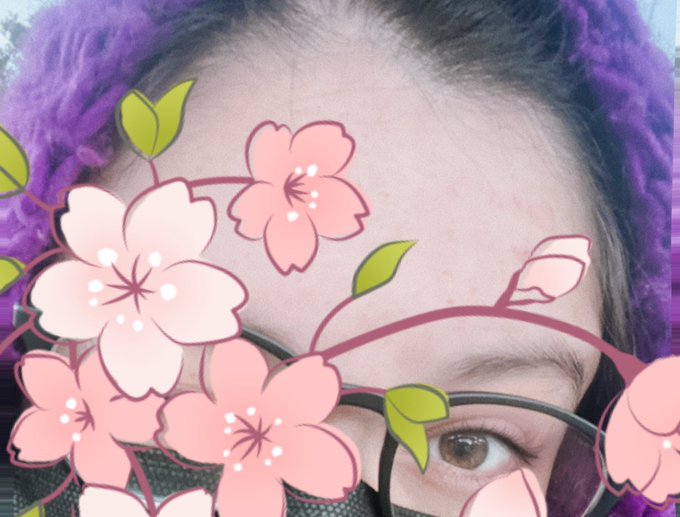 Buenos d&iacute;as ☀️  Hay nuevo post en mi blog personal de Fansly 💖 https://t.co/Dew4fXWG7b  Fotito porque