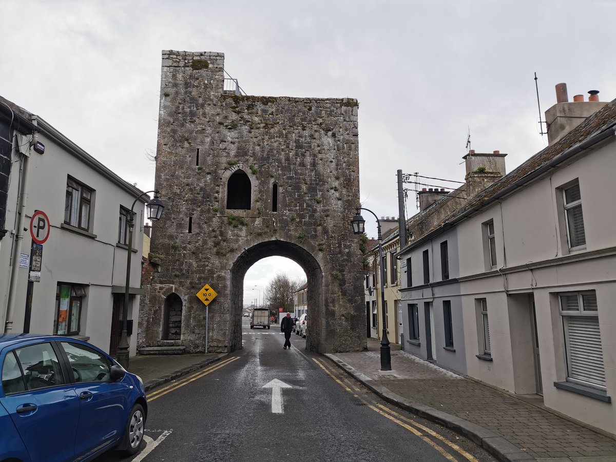 VisHeritage's tweet photo. From prehistoric monuments to monastic sites, churches and medieval streetscapes... we've already started to put some of these new @UniofBradford capabilities to good use as part of @HeritagesHidden joint @ahrcpress @IrishResearch UK - Ireland collaboration in digital humanities https://t.co/ZiQXSrvEbS