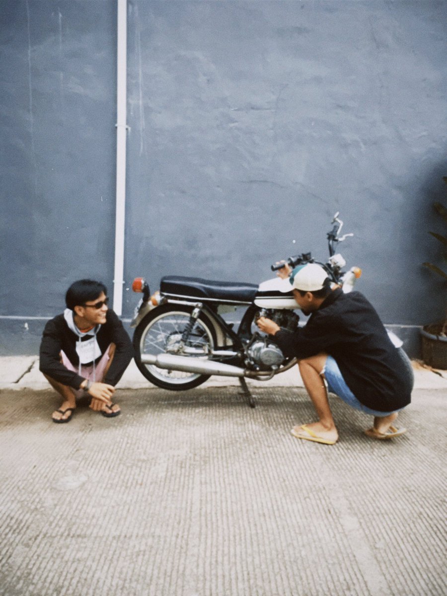 _cuuan's tweet image. lagi mentorin newbie biar aman pas ke bandung ketemu mileak