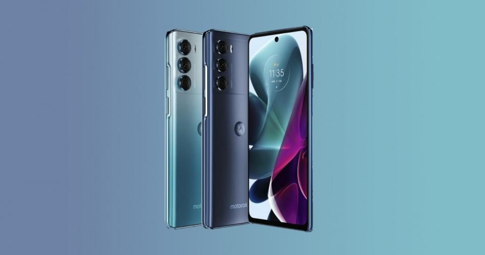 Android_Stories's tweet photo. Moto G200 stable Android 12 update rolling out
#Android12 #Motorola 
https://t.co/9hVYc7k2qq https://t.co/umFHxrlSmr