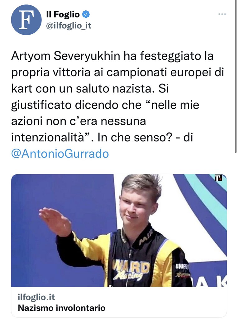 stanzaselvaggia's tweet photo. Dalle parti del Foglio un ragazzino scemo di 15 anni merita la gogna, i nazisti del battaglione Azov fiori e rispetto. https://t.co/GDR3GdwFFt