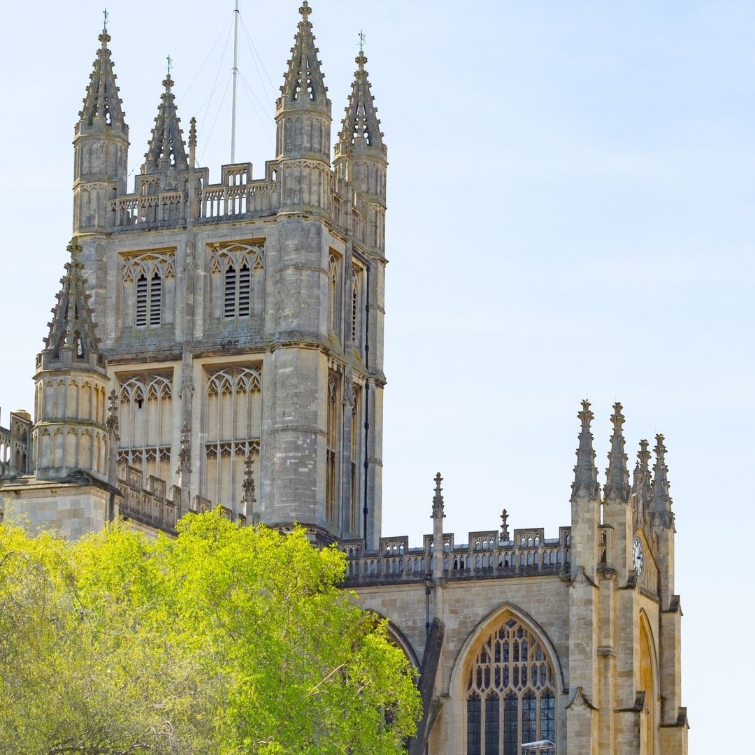 Bath is a city full of culture and beauty. Start planning your trip now. Visit our website for details on how to book, we hope to see you soon! #hostels #visitbath #bathuk #bathabbey #somerset #travel #holiday #localcharity #charity