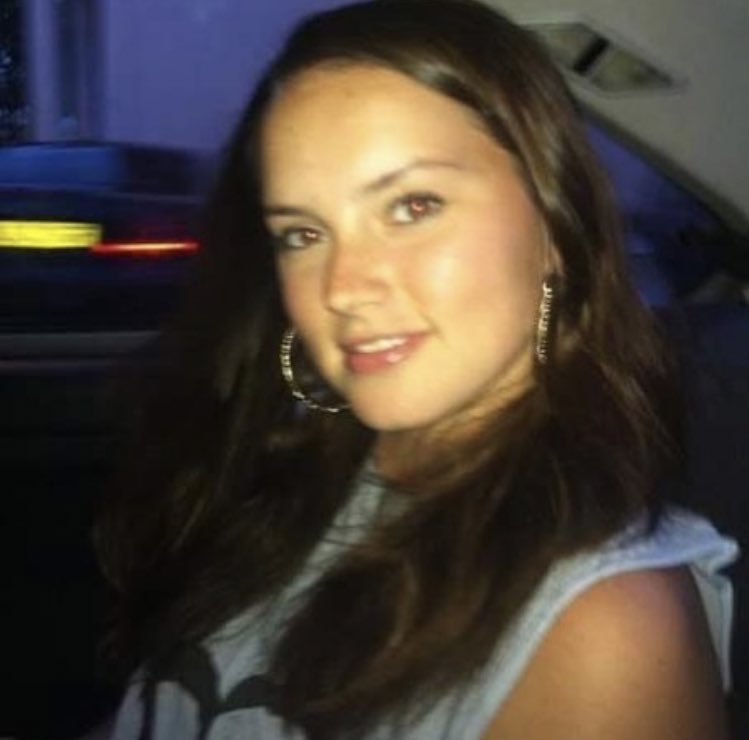 sithlor71728940's tweet photo. Daisy Ridley is the way to my heart ❤️ #daisyridley #thewaytomyheart https://t.co/CYksoUpGiI