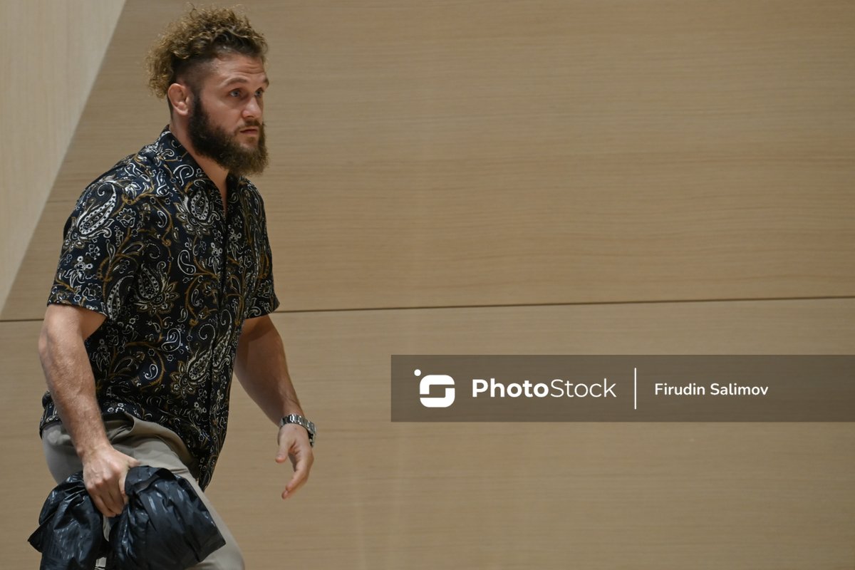 PhotoStockaz's tweet photo. #UFC #döyüşçü/sü #RafaelFiziev/in #mətbuatkonfransı: 13 aprel 2022
#Pressconference of #UFCfighter #RafaelFiziev: April 13, 2022
#Azerbaijan, #Baku Photo: Firudin Salimov #PhotoStock #UFCfighter #Kickboxingcoach #photo #Stock #mma #mmafighter #sports #coach https://t.co/ZoXhvy41HS